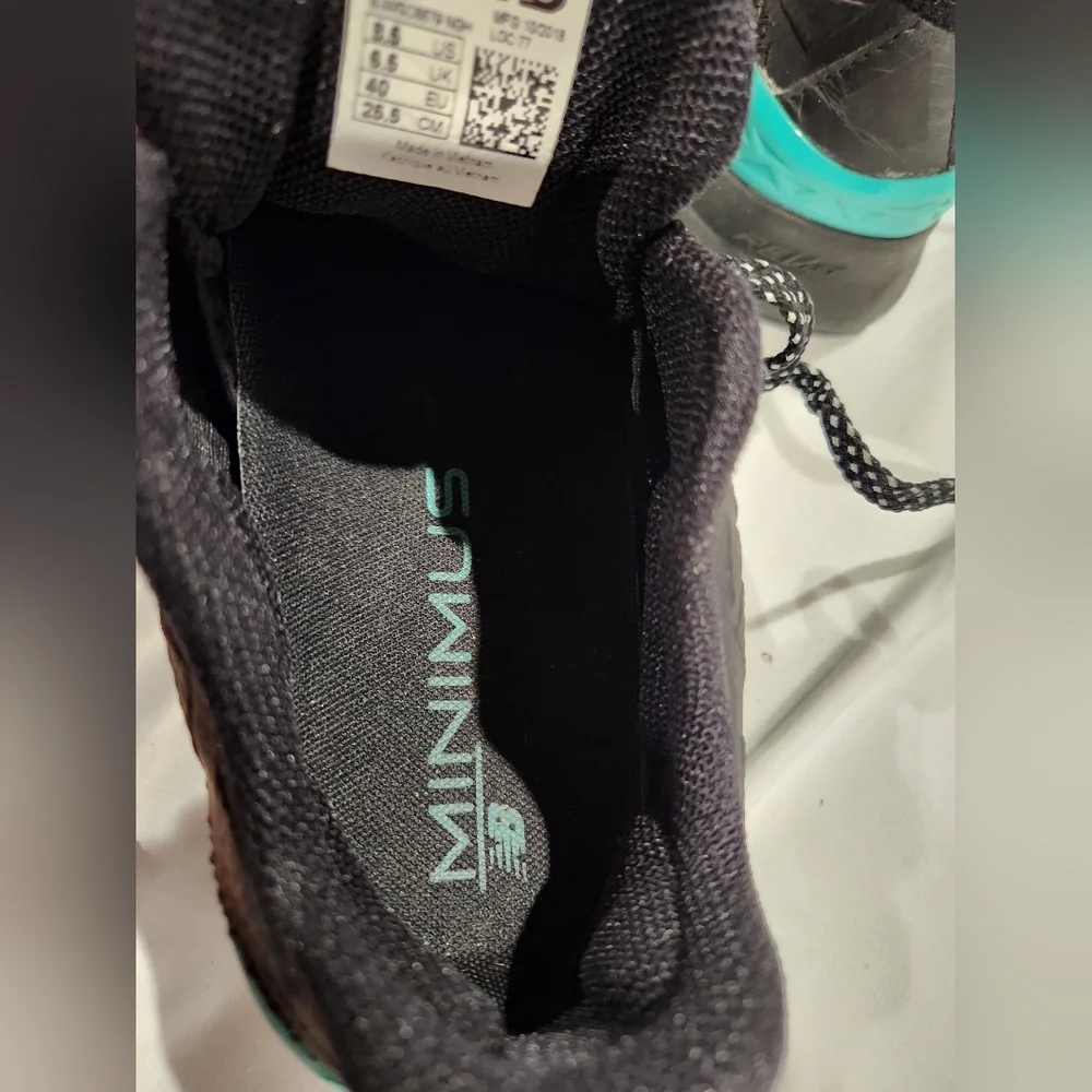 New Balance 40v1 Minimus Vibram Rev Lite Black/Teal Women's Sneakers. Size 8.5 - Picture 9 of 10